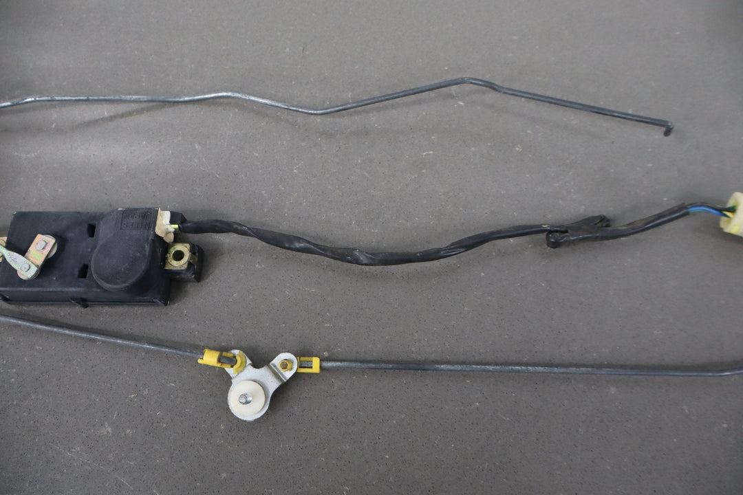 1984 Nissan 300ZX 2+0 Right Front Door Latch OEM