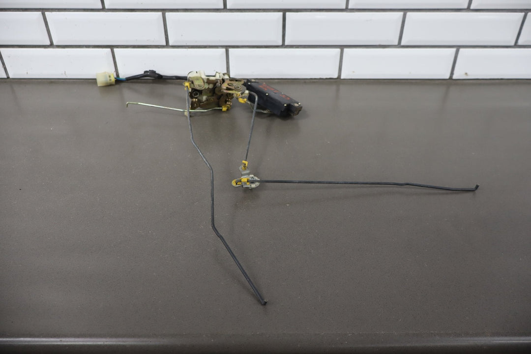 1984 Nissan 300ZX 2+0 Right Front Door Latch OEM