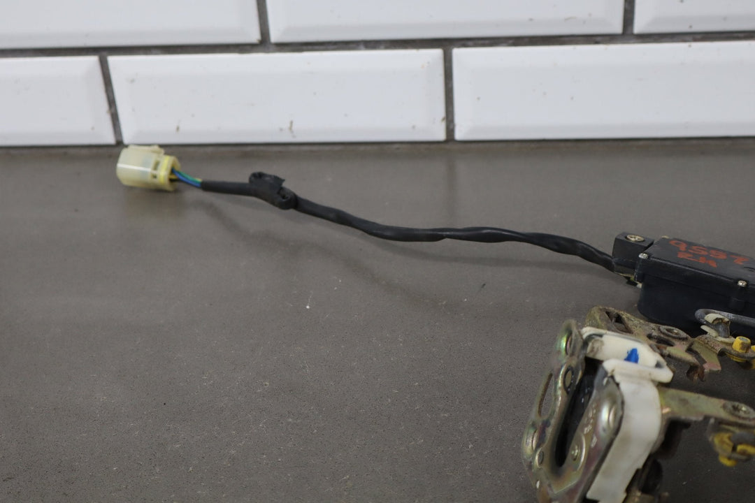 1984 Nissan 300ZX 2+0 Right Front Door Latch OEM