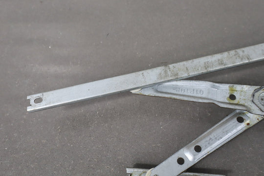 1984 Nissan 300ZX 2+0 Right Front Door Regulator OEM