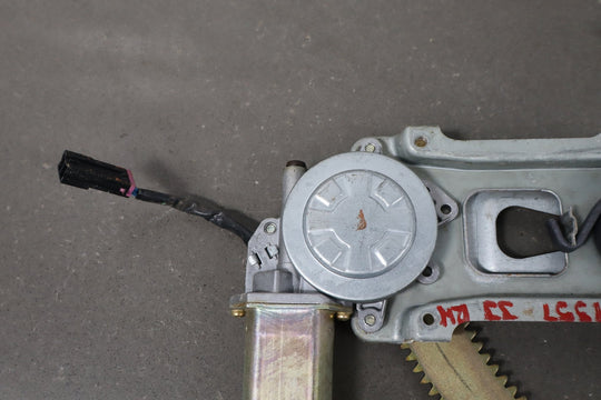 1984 Nissan 300ZX 2+0 Right Front Door Regulator OEM