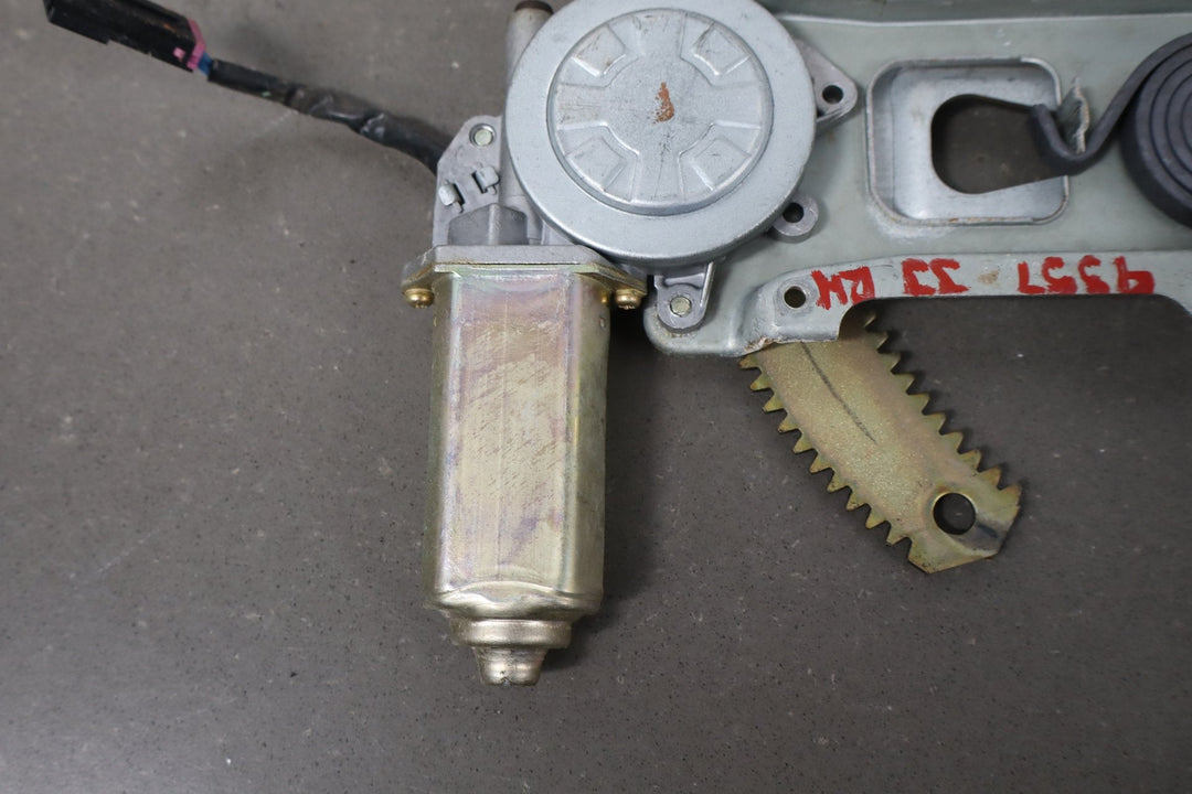 1984 Nissan 300ZX 2+0 Right Front Door Regulator OEM