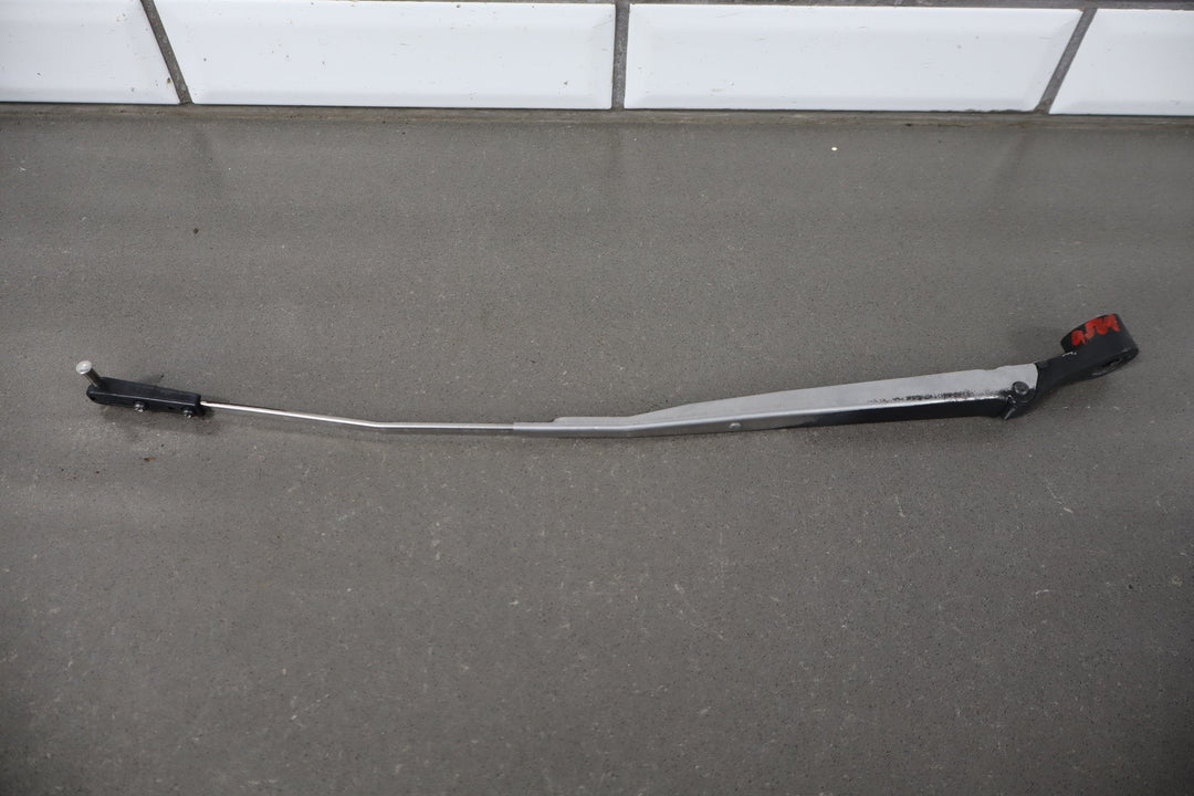 1984 Nissan 300ZX 2+2 Wiper Arm Pair