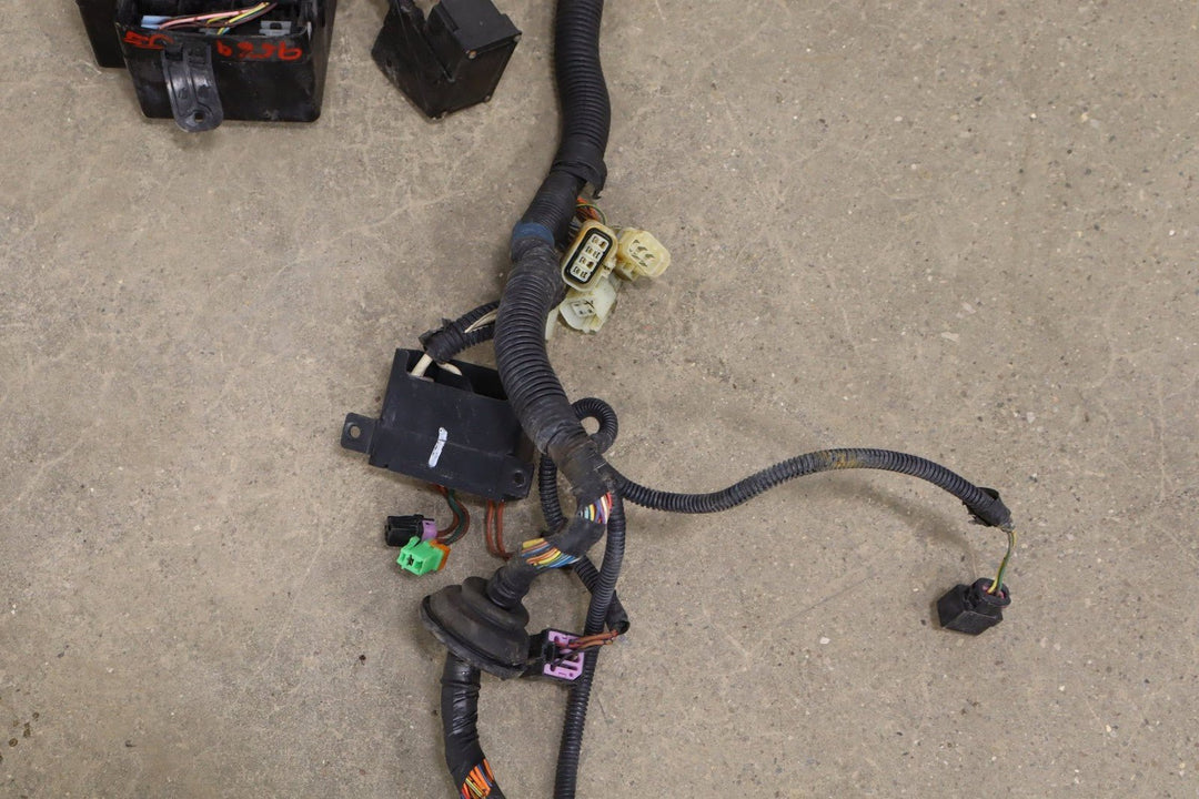 1984 Nissan 300ZX 2+2 Z31 3L Engine Fuse Box
