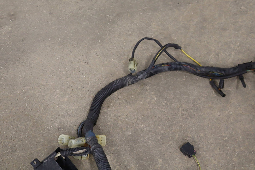 1984 Nissan 300ZX 2+2 Z31 3L Engine Fuse Box
