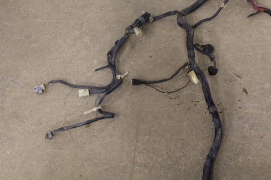 1984 Nissan 300ZX 2+2 Z31 3L Engine Fuse Box