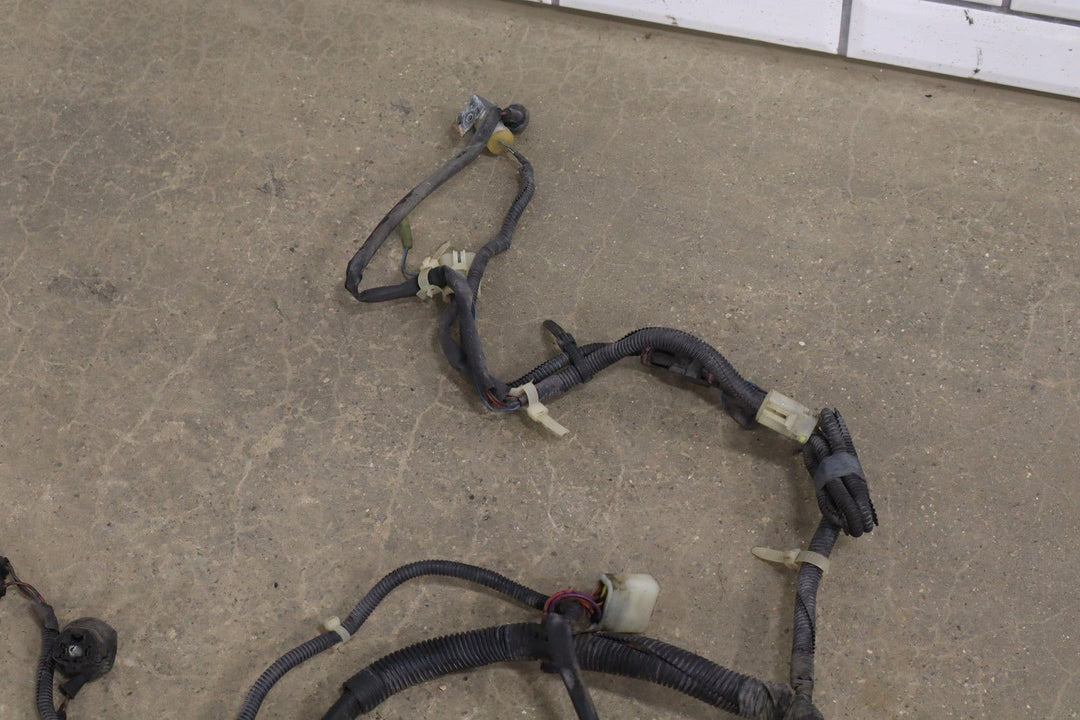1984 Nissan 300ZX 2+2 Z31 3L Engine Fuse Box