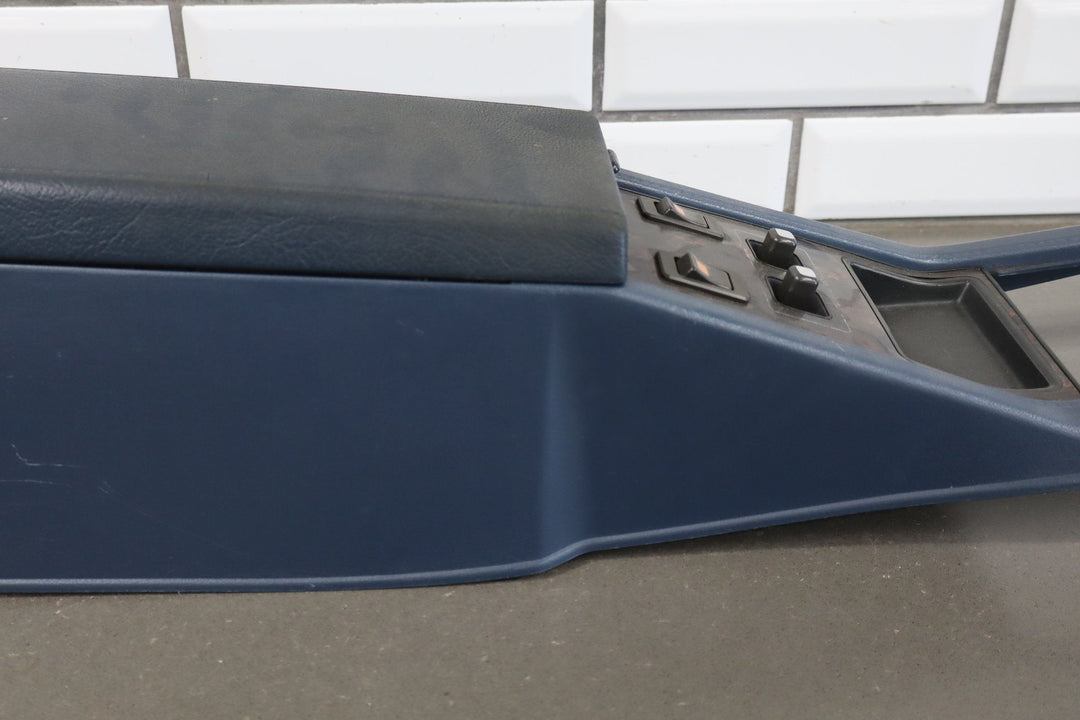 1984 Nissan 300ZX Centre Console Blue W/ Console Lid