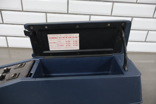 1984 Nissan 300ZX Centre Console Blue W/ Console Lid