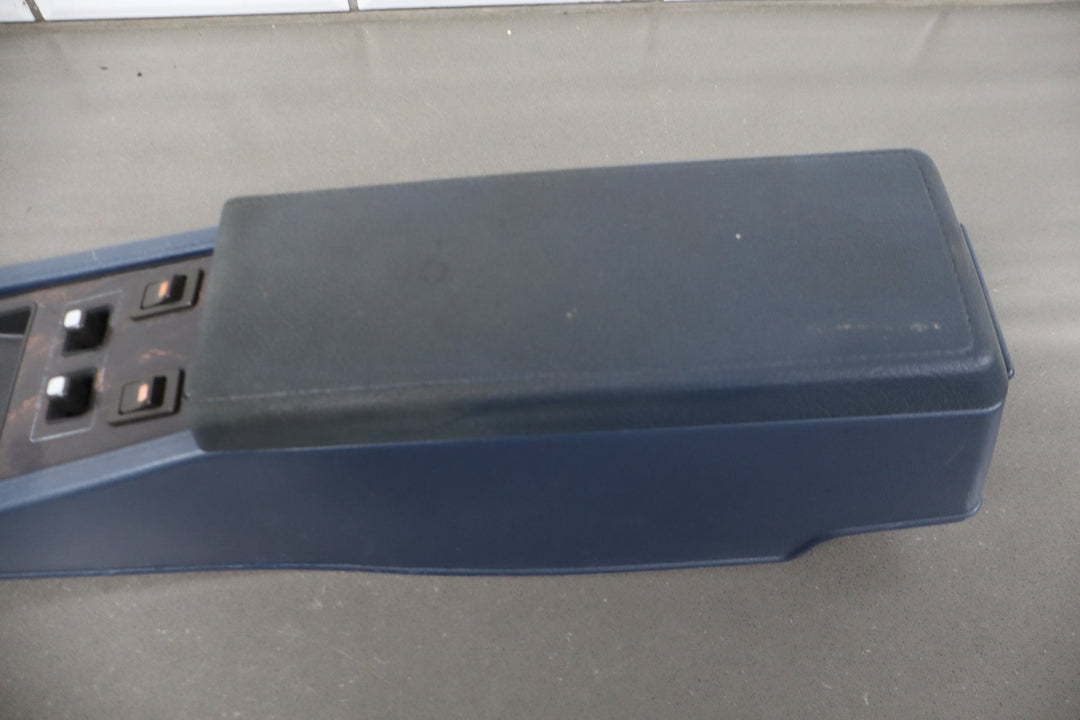 1984 Nissan 300ZX Centre Console Blue W/ Console Lid