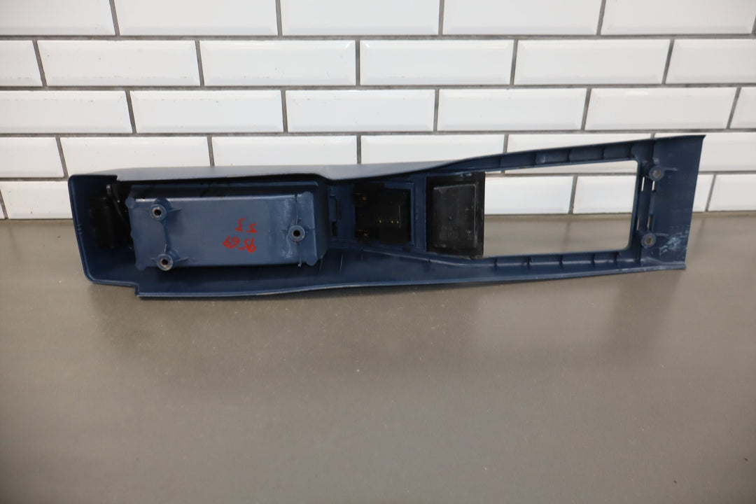 1984 Nissan 300ZX Centre Console Blue W/ Console Lid
