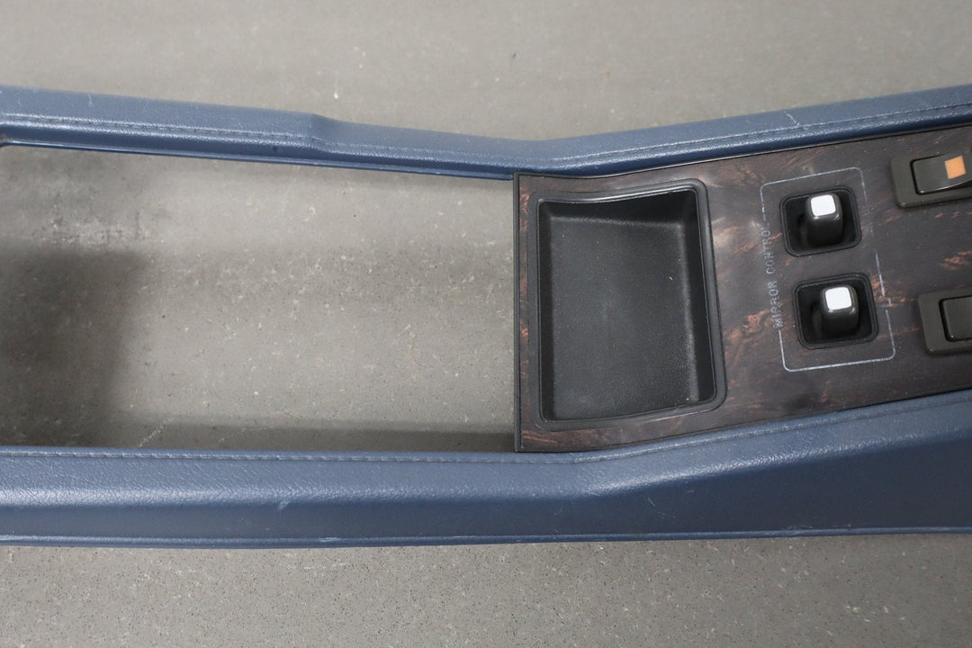 1984 Nissan 300ZX Centre Console Blue W/ Console Lid