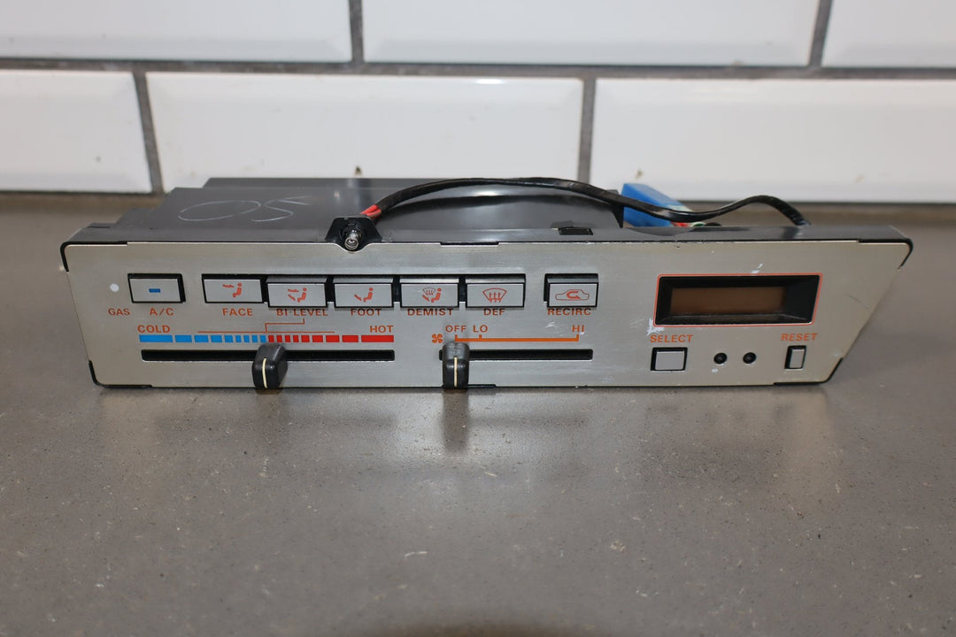 1984 Nissan 300ZX Climate Control OEM