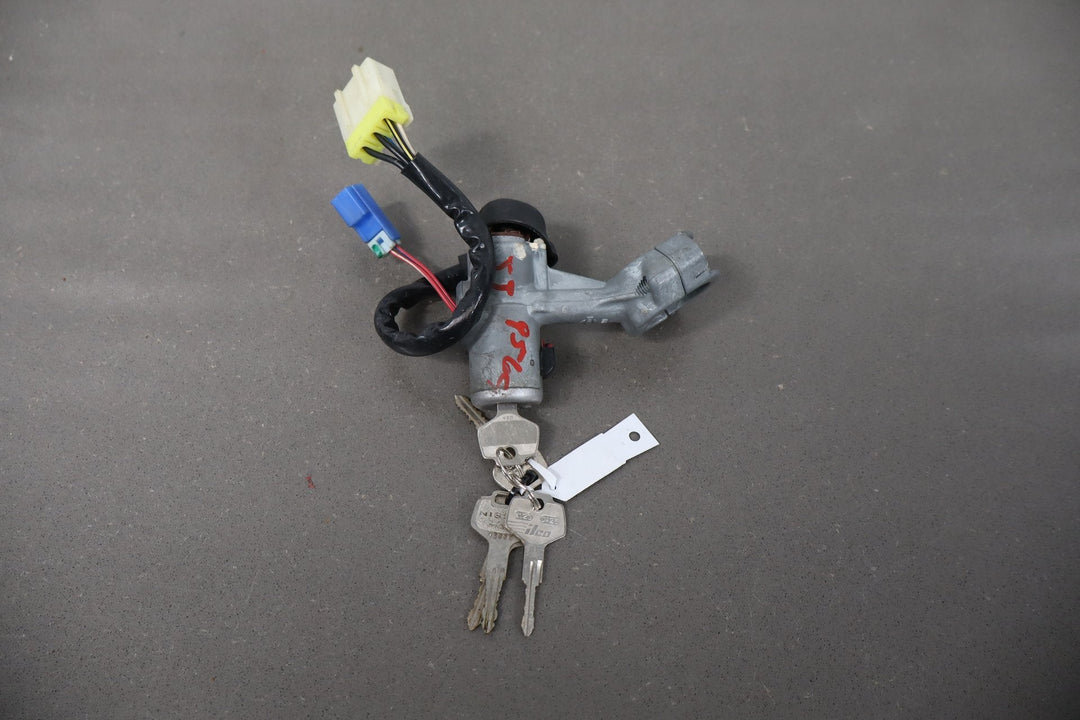 1984 Nissan 300ZX Ignition Switch W/ Key OEM