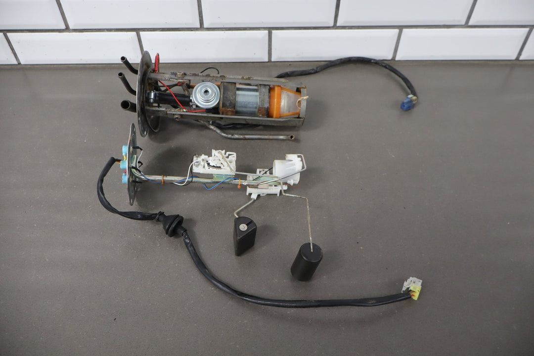 1984 Nissan 300ZX Non Turbo Fuel Pump / Sending Unit OEM