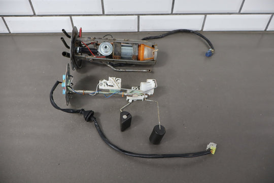 1984 Nissan 300ZX Non Turbo Fuel Pump / Sending Unit OEM