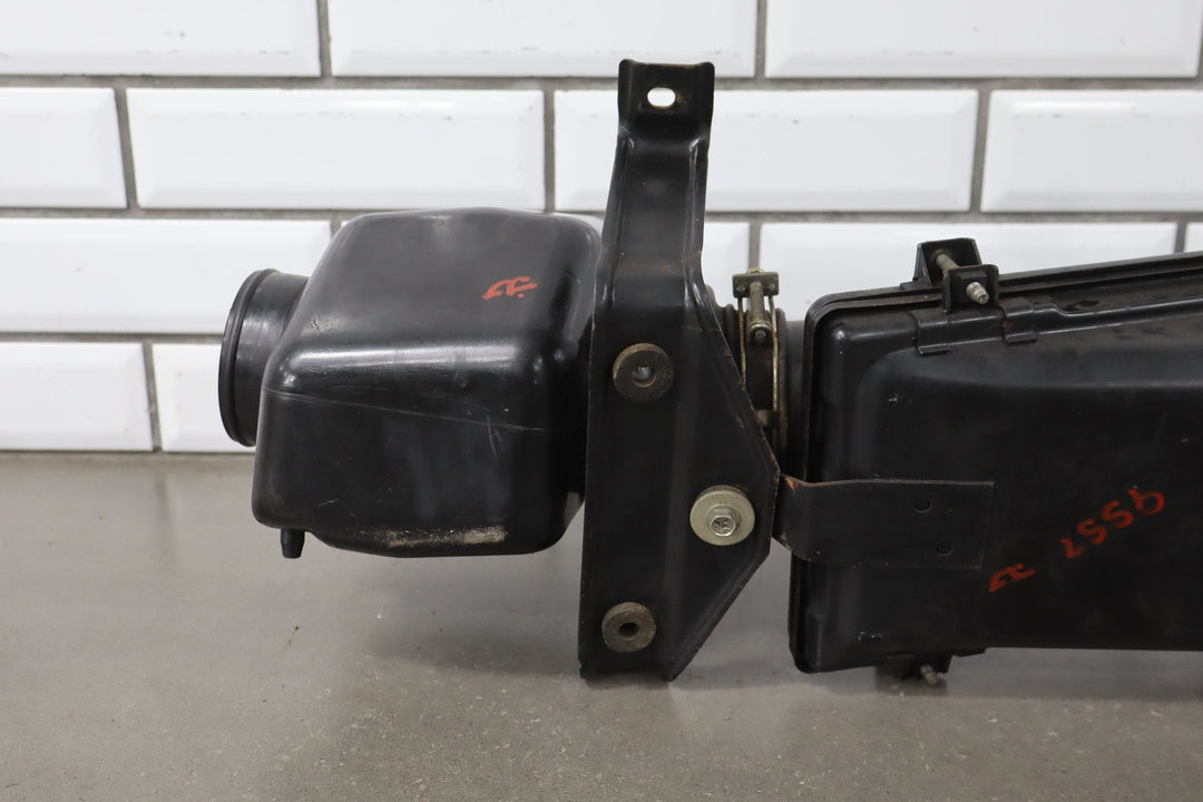 1984 Nissan 300ZX VG30 Non Turbo Air Cleaner Assembly OEM
