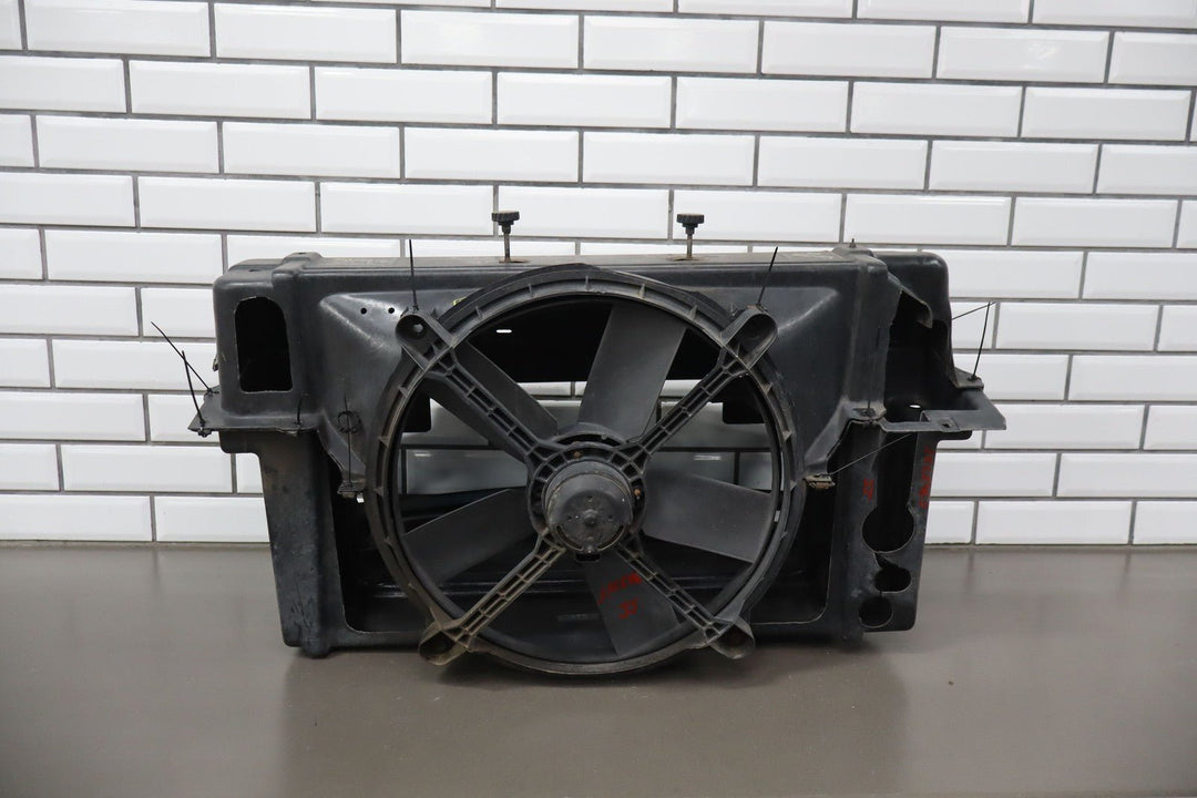 1985 - 1989 C4 Corvette 5.7L V8 Electric Cooling Fan W/Shroud