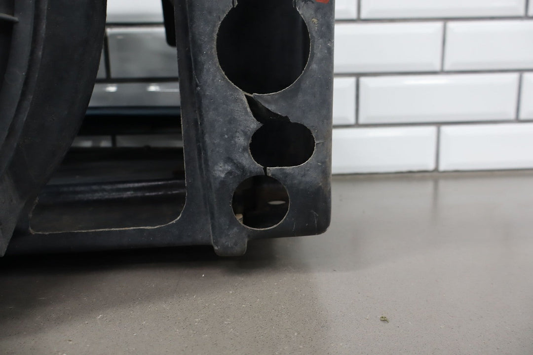 1985 - 1989 C4 Corvette 5.7L V8 Electric Cooling Fan W/Shroud