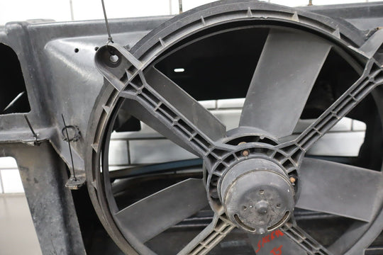 1985 - 1989 C4 Corvette 5.7L V8 Electric Cooling Fan W/Shroud