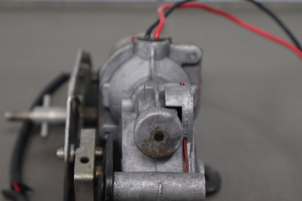 1985-1990 Chevrolet Corvette C4 - Left Headlight Motor