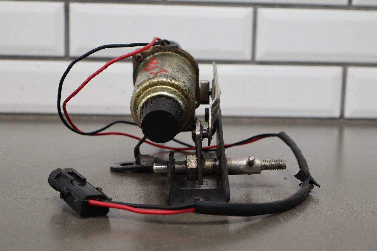 1985-1990 Chevrolet Corvette C4 - Left Headlight Motor