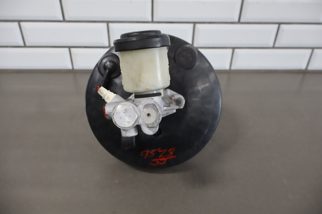 1985 - 1991 Chevrolet Corvette C4 Power Brake Booster