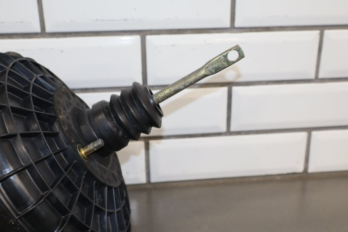 1985-1991 Chevrolet Corvette C4 Power Brake Booster W/ Master Cylinder