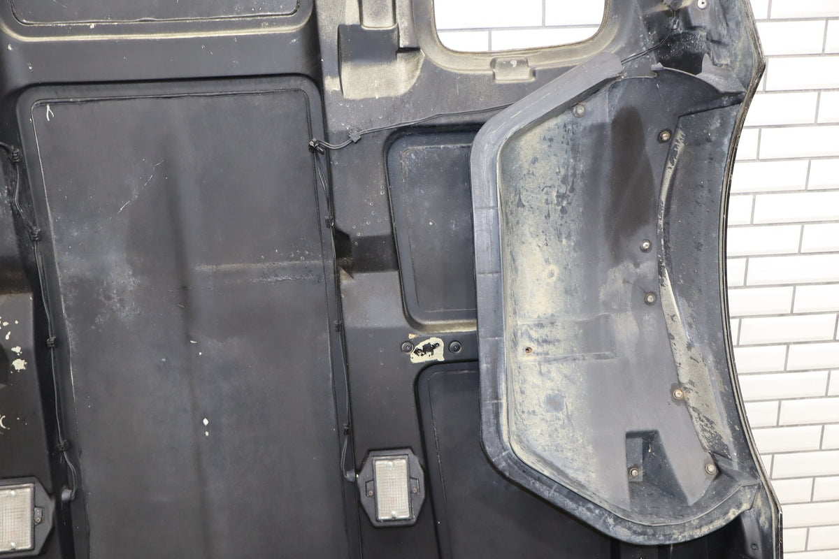 1985-1996 Chevrolet Corvette C4 - Hood Black 41