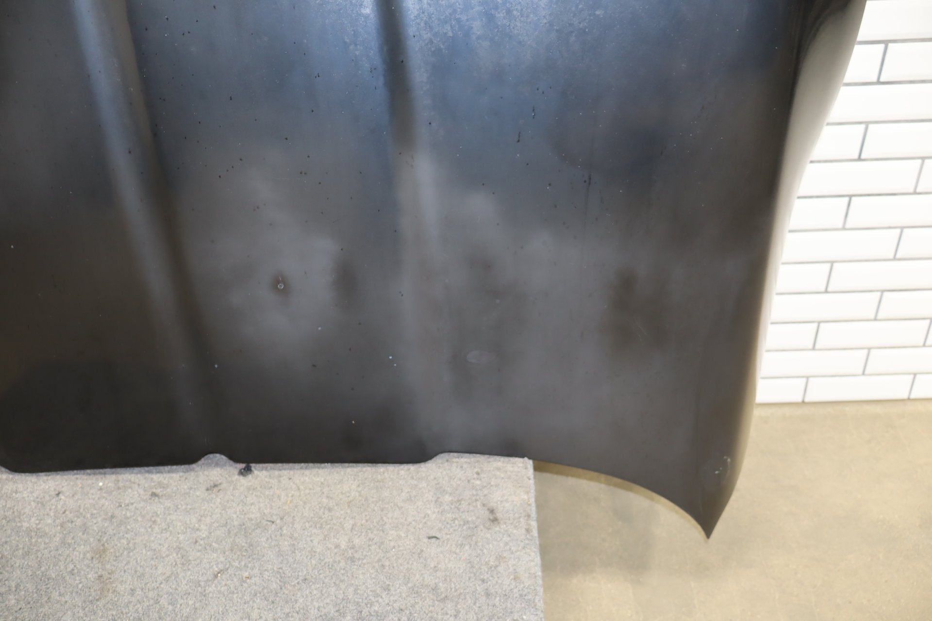 1985-1996 Chevrolet Corvette C4 - Hood Black 41