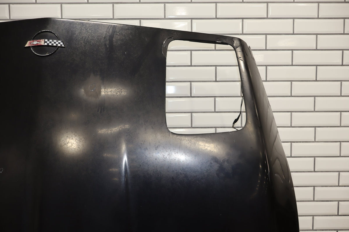 1985-1996 Chevrolet Corvette C4 - Hood Black 41