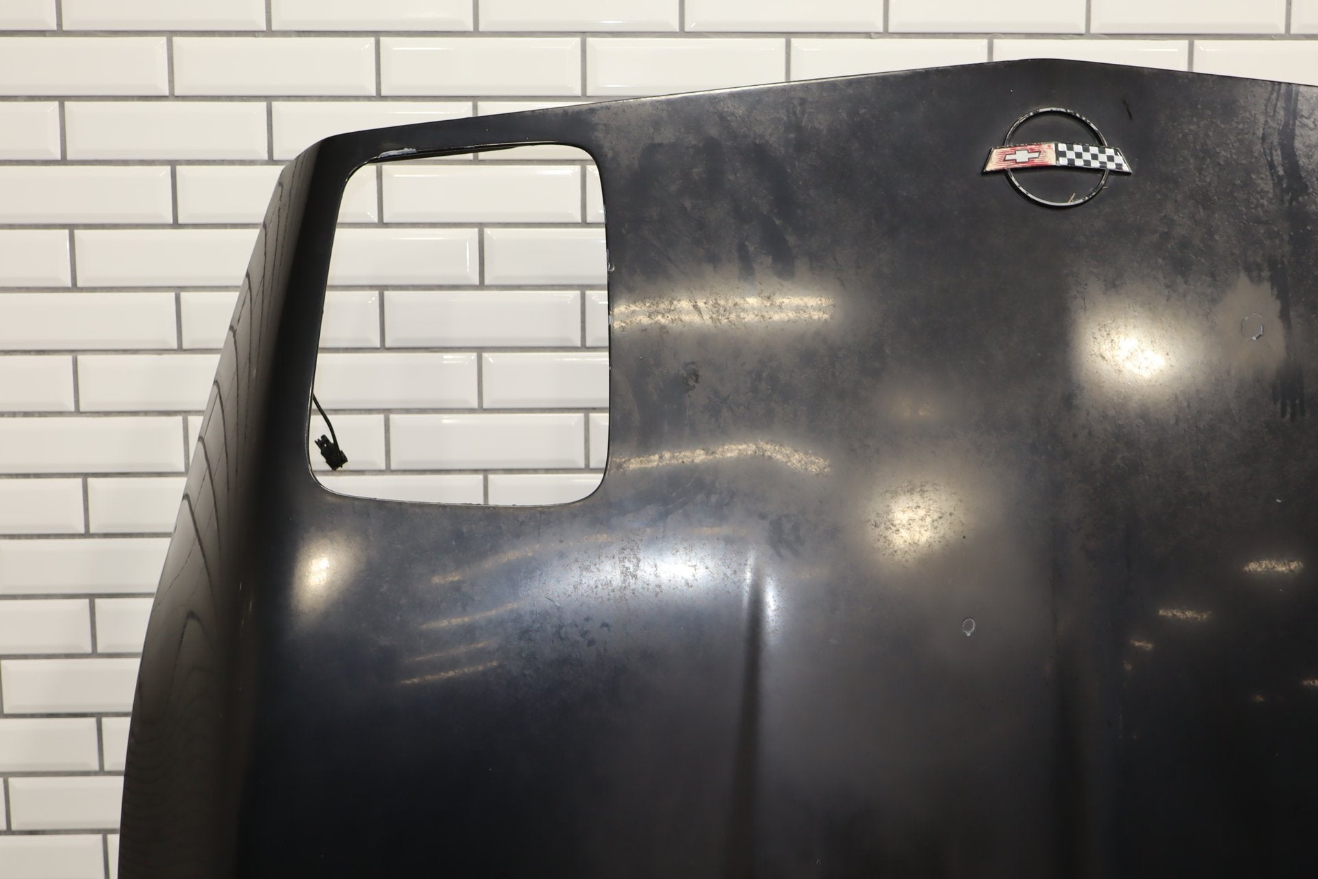 1985-1996 Chevrolet Corvette C4 - Hood Black 41