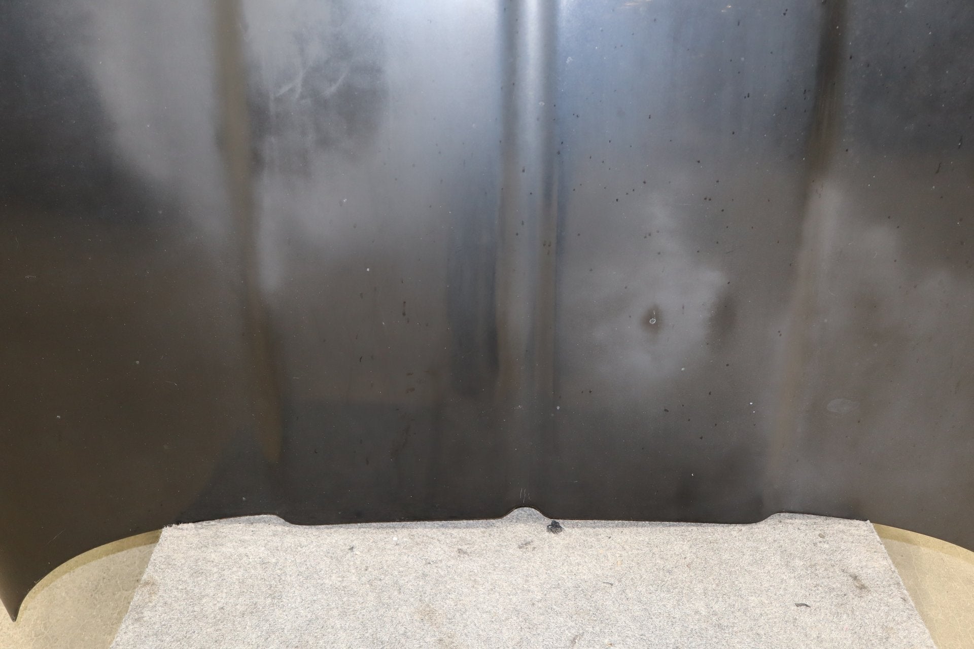 1985-1996 Chevrolet Corvette C4 - Hood Black 41