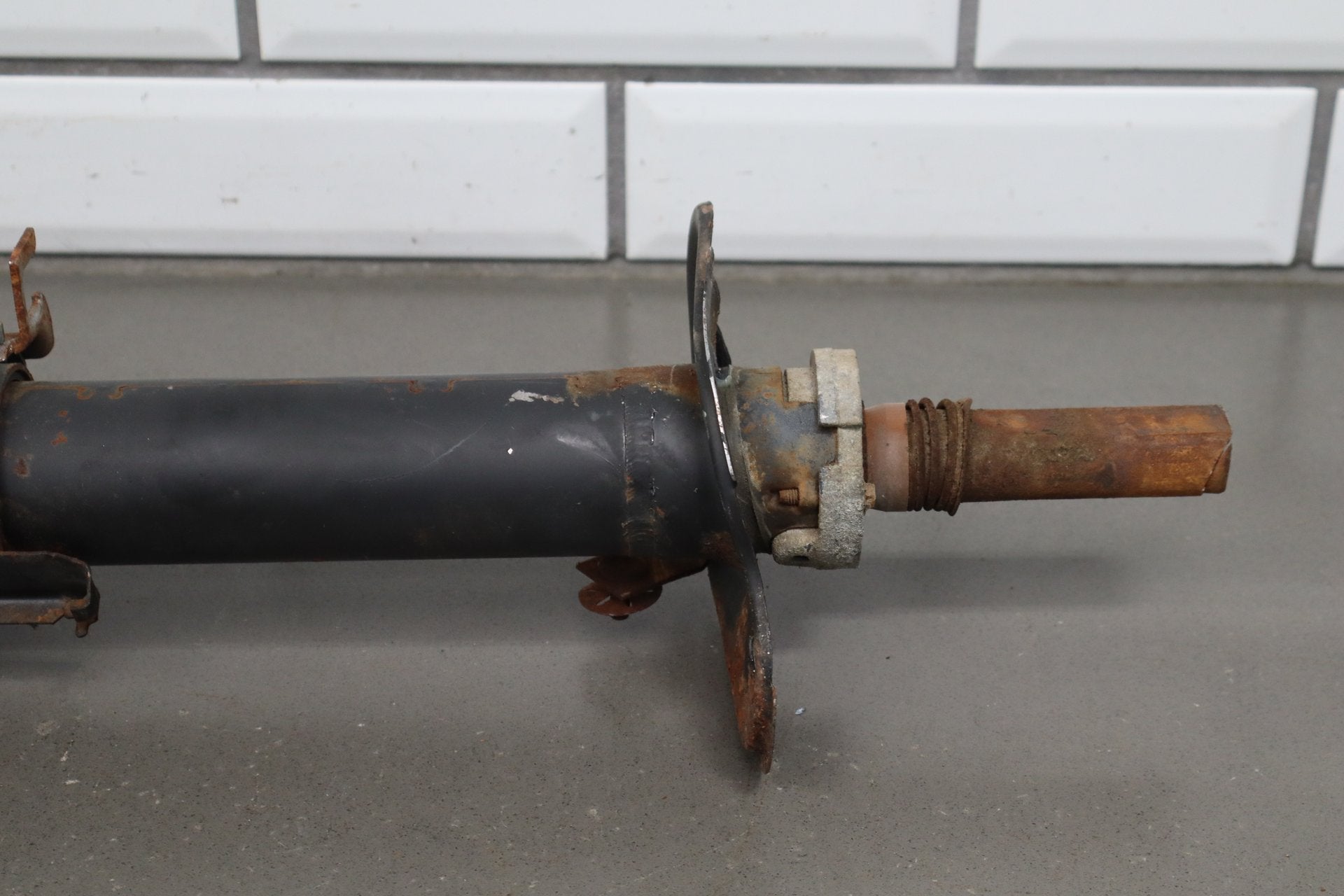 1986-1988 Chevrolet Corvette C4 - Steering Column