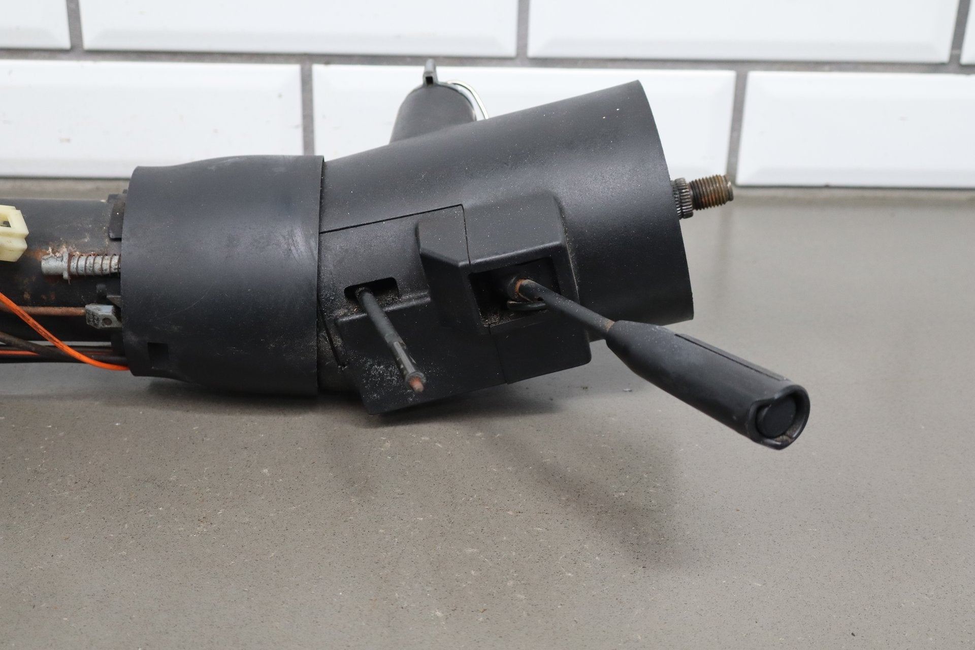 1986-1988 Chevrolet Corvette C4 - Steering Column