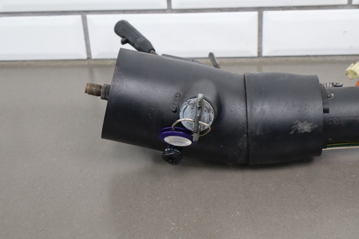 1986-1988 Chevrolet Corvette C4 - Steering Column