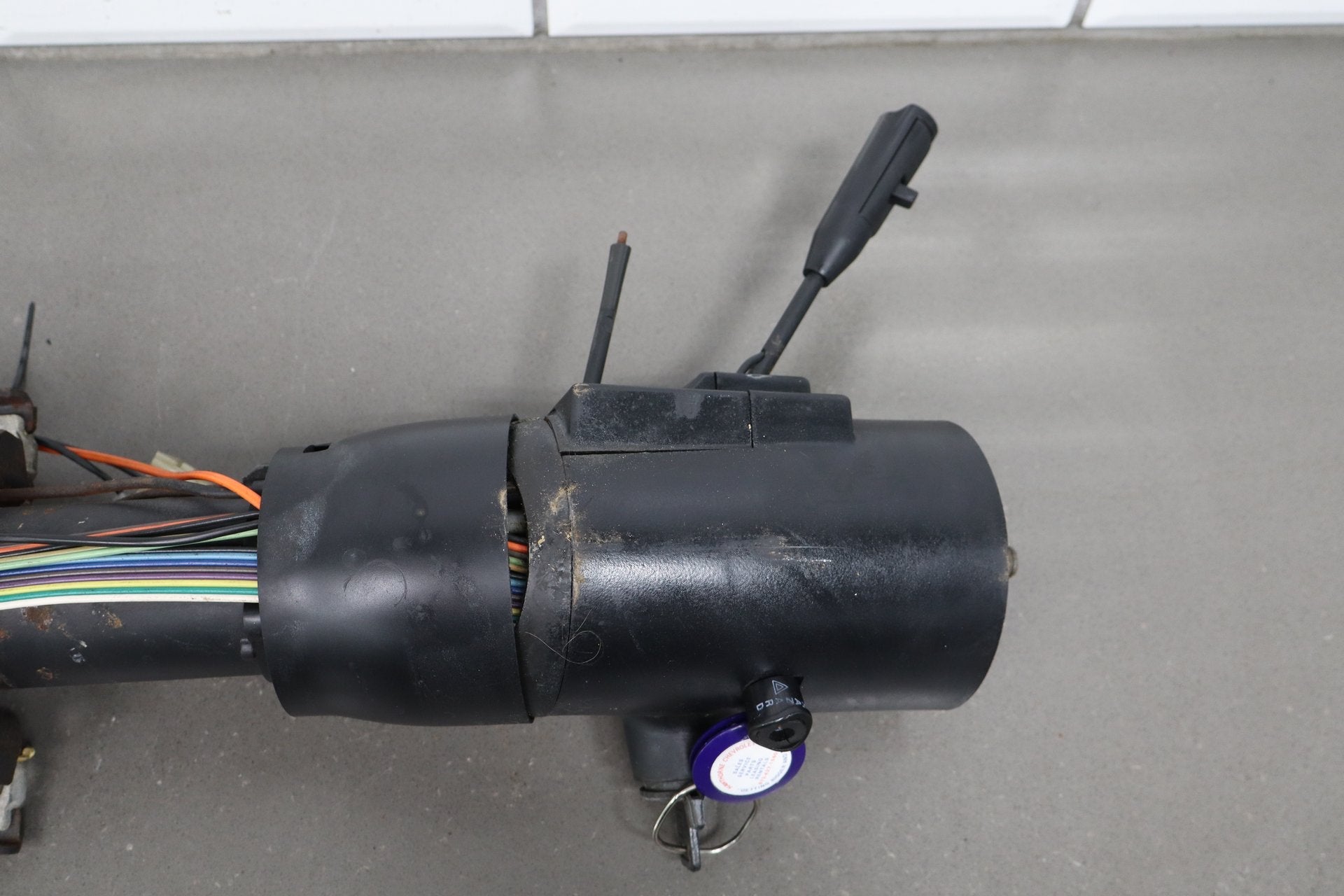 1986-1988 Chevrolet Corvette C4 - Steering Column