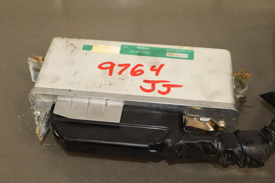 1986-1989 Chevrolet Corvette C4 - ABS Brake Unit W/ Brake Module