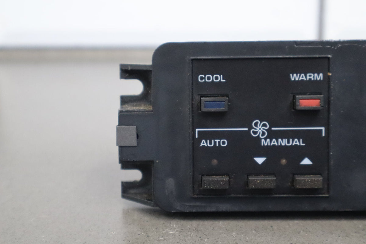 1986-1989 Chevrolet Corvette C4 Digital Climate Control