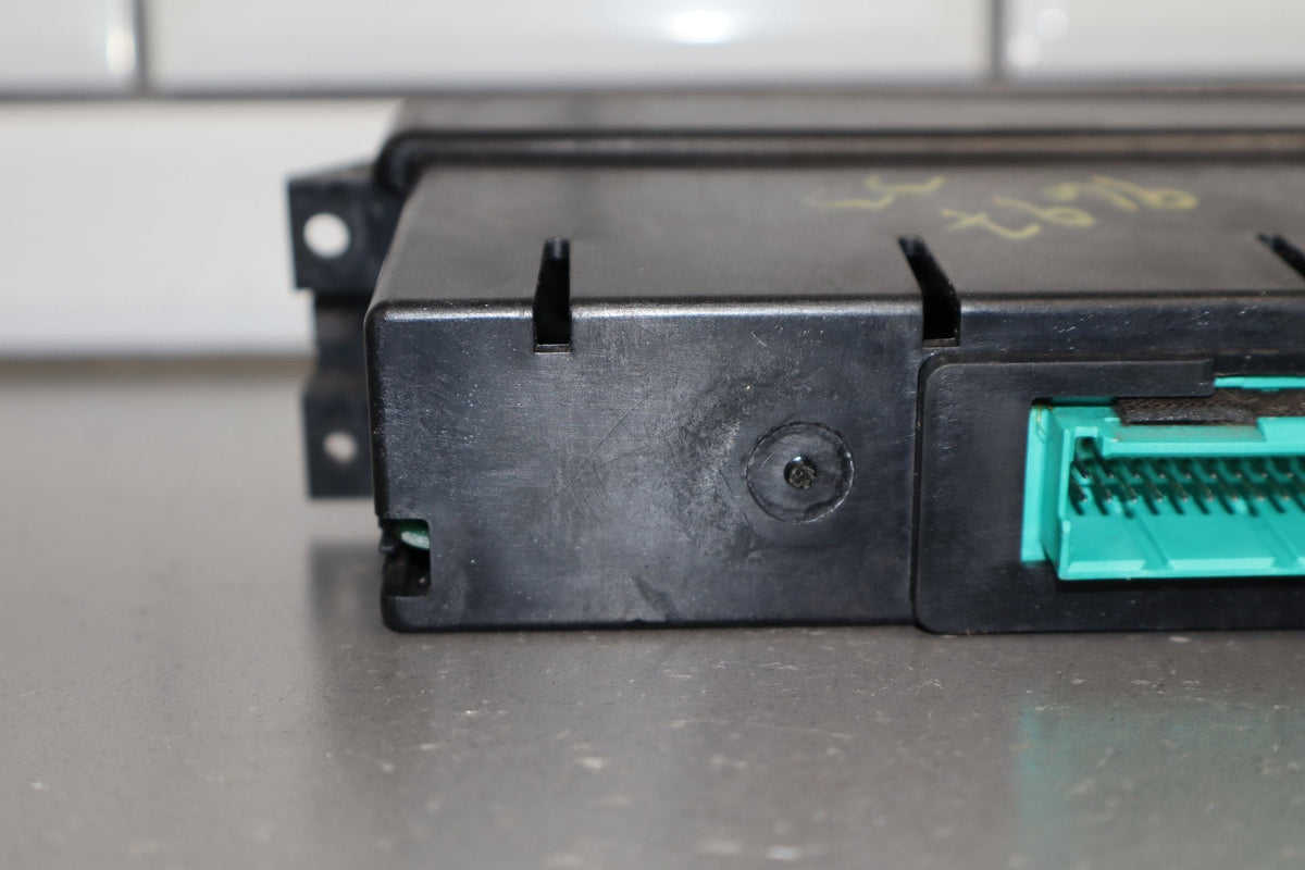 1986-1989 Chevrolet Corvette C4 Digital Climate Control