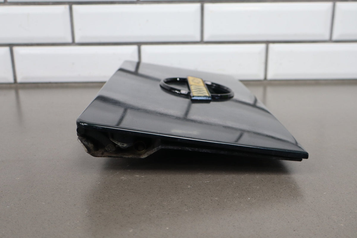 1986-1996 Chevrolet Corvette C4 Convertible - Fuel Filler Door