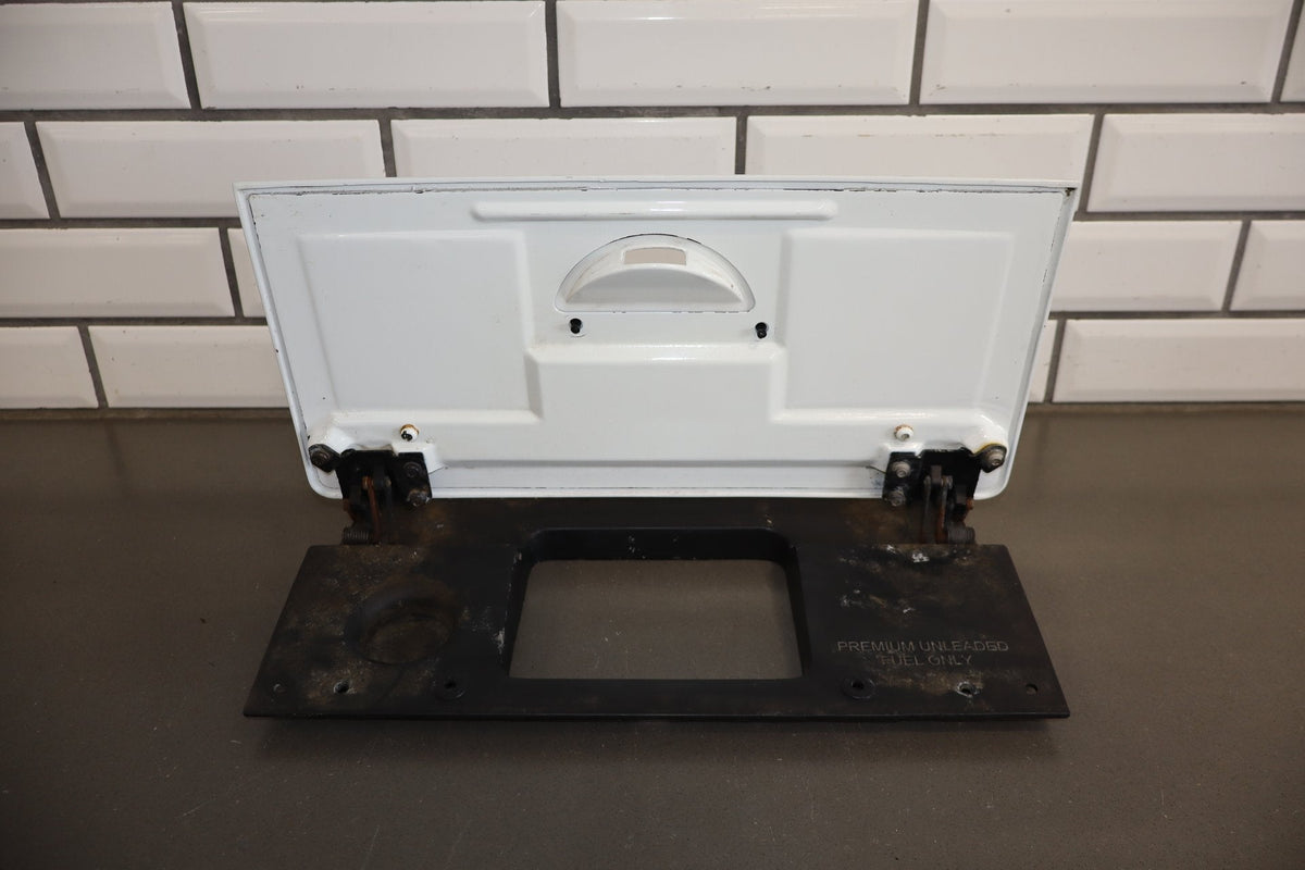 1986-1996 Chevrolet Corvette C4 Convertible - Fuel Filler Door Artic White 10