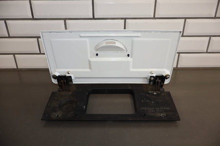 1986-1996 Chevrolet Corvette C4 Convertible - Fuel Filler Door Artic White 10