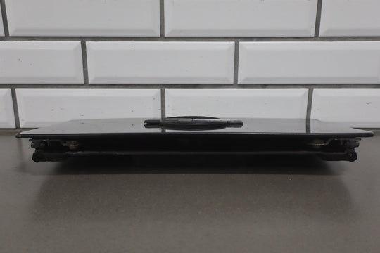 1986 - 1996 Chevrolet Corvette C4 Convertible - Fuel Filler Door Polo Green 91
