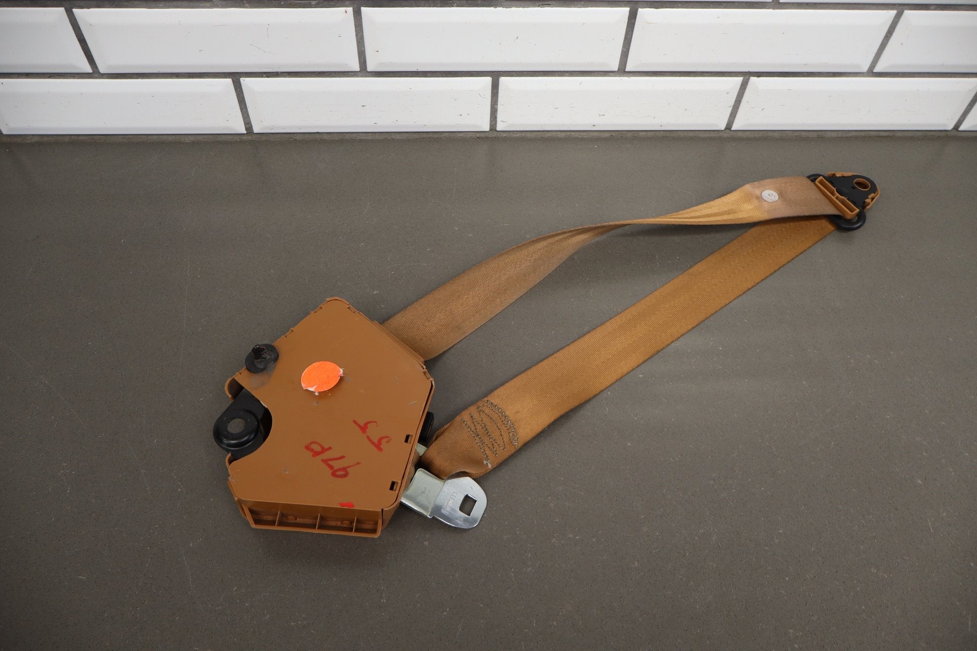 1986-1996 Chevrolet Corvette Convertible Pair- Seat Belts Cognac