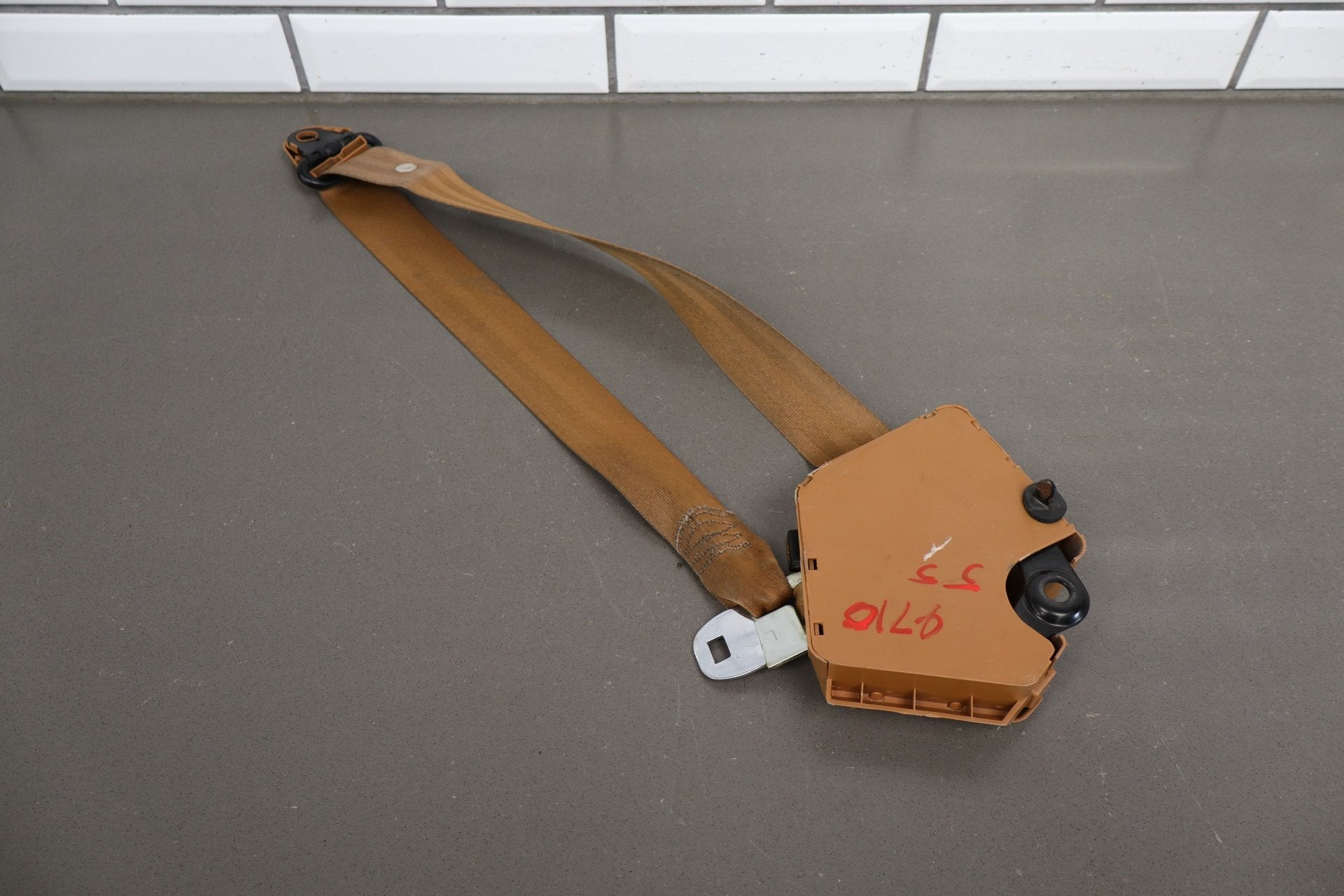 1986-1996 Chevrolet Corvette Convertible Pair- Seat Belts Cognac