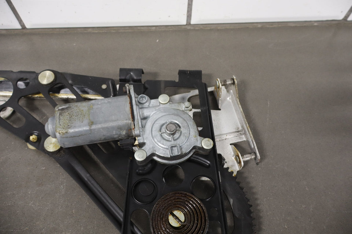 1986-1996 Chevrolet Corvette Left Front Door Regulator 22063224 OEM