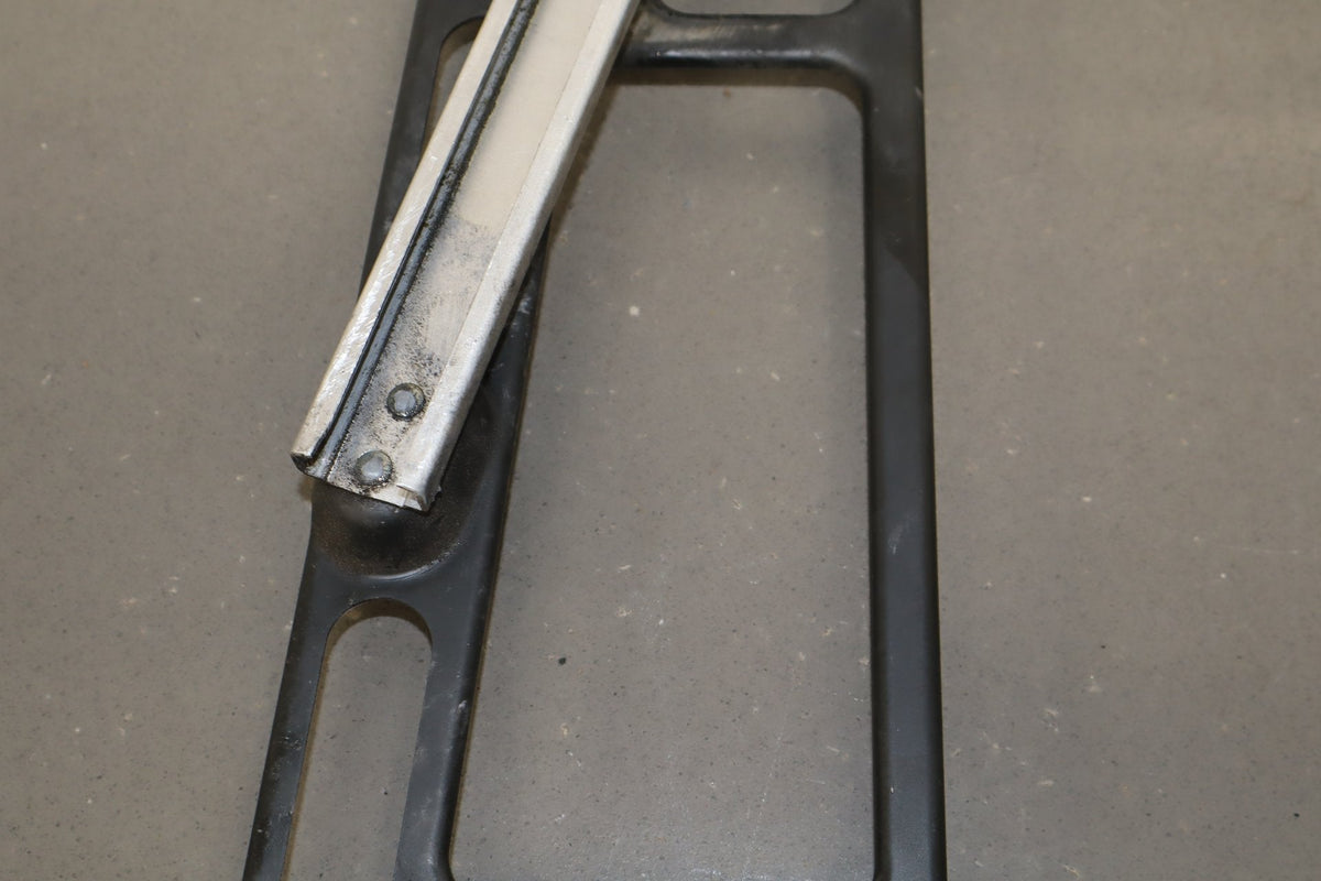 1986-1996 Chevrolet Corvette Left Front Door Regulator 22063224 OEM