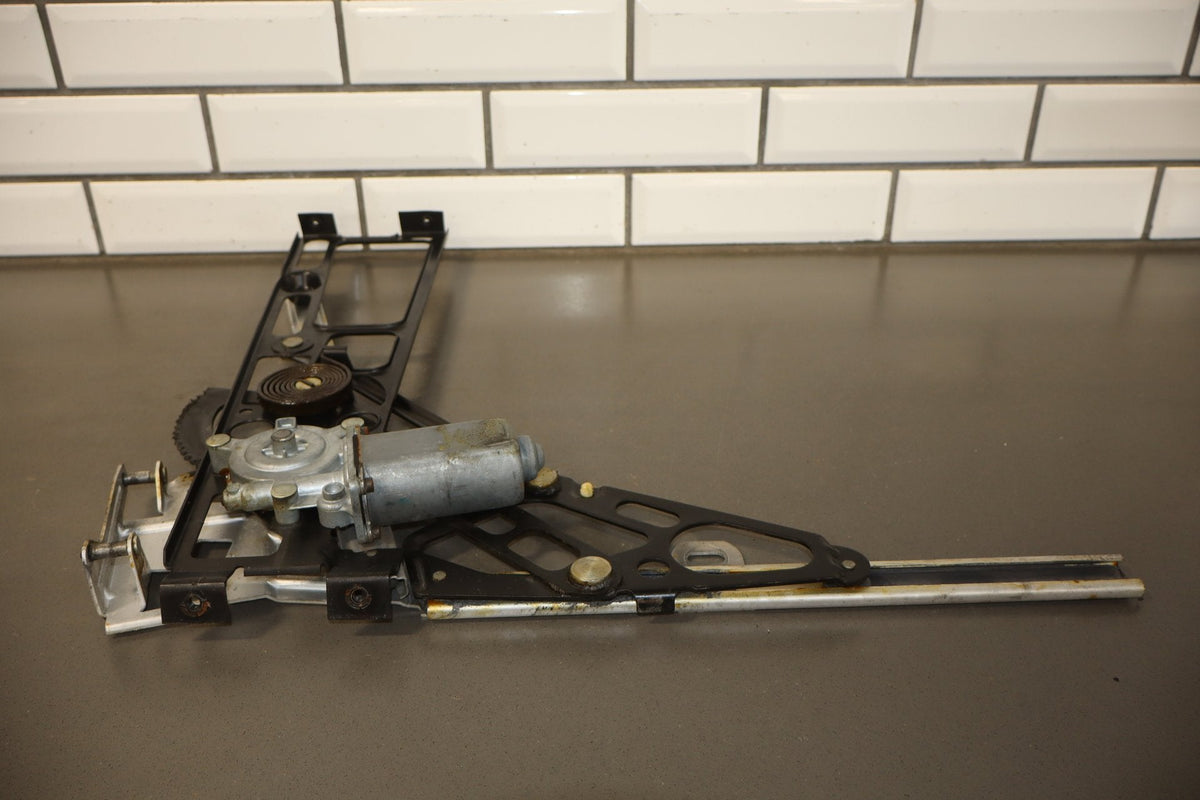 1986-1996 Chevrolet Corvette Left Front Door Regulator 22063224 OEM