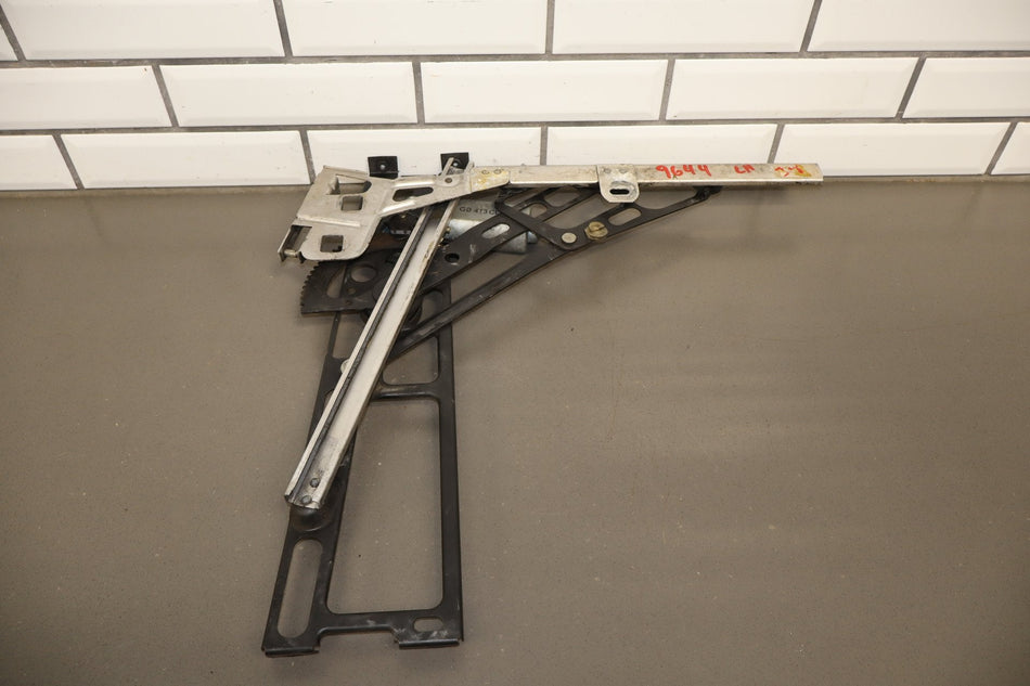 1986-1996 Chevrolet Corvette Left Front Door Regulator 22063224 OEM